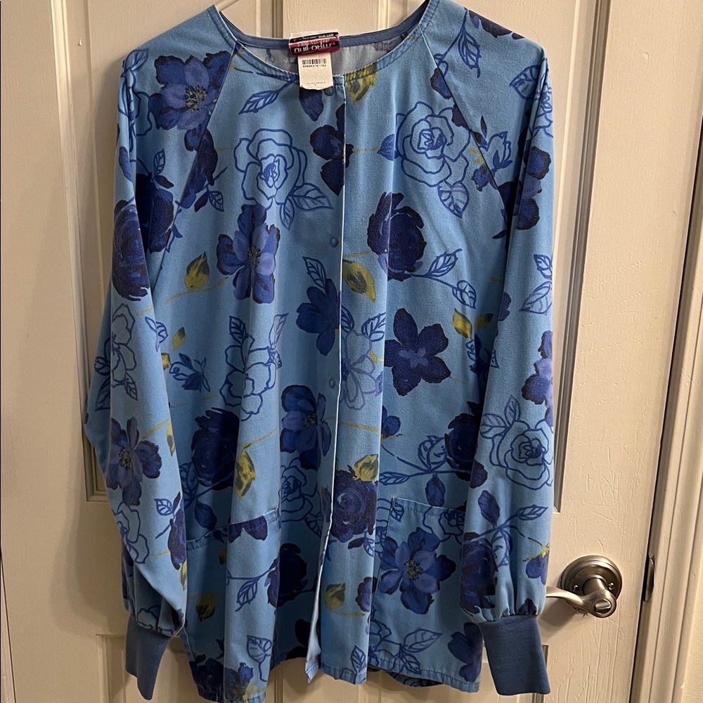 Vintage Jasco Floral Blue Scrub Jacket